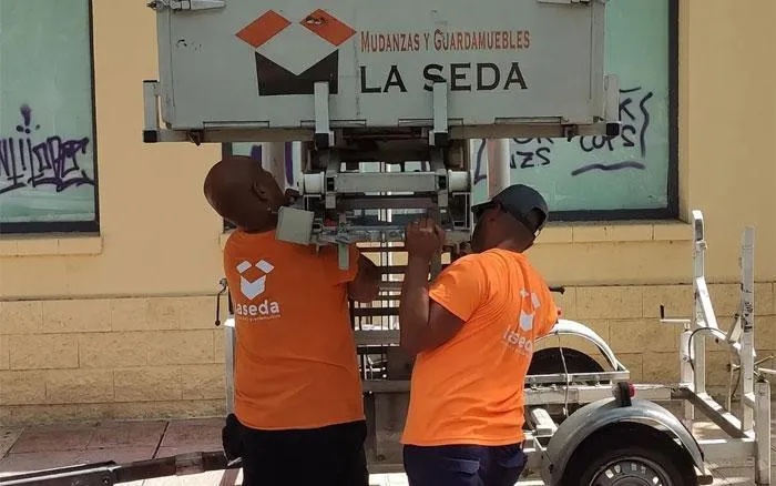 servicio grua elevadora mudanzas segovia, avila, soria